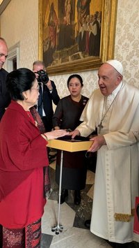 Cerita Olly Dondokambey Soal Pertemuan Megawati-Paus Fransiskus: Welcome & Menyambut Hangat