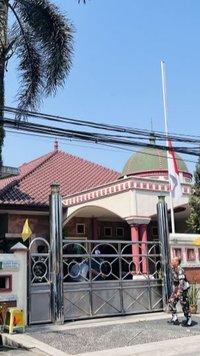 Jenazah Hamzah Haz Dimakamkan di Sebelah Pusara Istri di Puncak Bogor