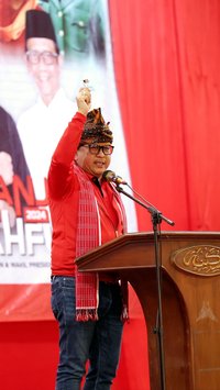 TKN: Hasto Mendowngrade Jokowi Karena Sebut Ingin Langgengkan Kekuasaan 3 Periode