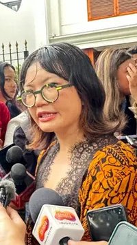 Ikut Latihan Berbaris saat Retreat, Stella Christie: Sangat Efektif untuk Teamwork