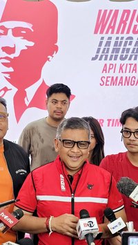 Hasto Bongkar Strategi Rahasia PDIP Menangkan Risma-Gus Hans di Pilkada Jatim