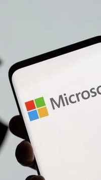 Microsoft Punya Konsep HP Layar Lipat 360 Derajat, Mau Dirilis?