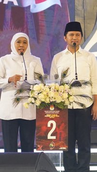 Poltracking Prediksi Khofifah-Emil Menang Pilgub Jatim 2024