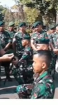 Anggota TNI Hafal 30 Juz Langsung Dites di Depan Pasukan, Ternyata Komandannya juga Penghafal Alquran