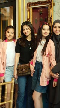 Potret Cantik Sybil Anak Zaskia Adya Mecca Lolos 20 Besar Gadis Sampul 2024, Bareng Anak Cut Tari & Meisya Siregar