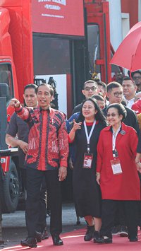 Ini Alasan PDIP Pecat Jokowi Sebagai Kader