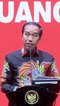 VIDEO: Tak Terduga Senyum Jokowi Respons Dipecat Megawati dari PDIP "Saya Hormati..."