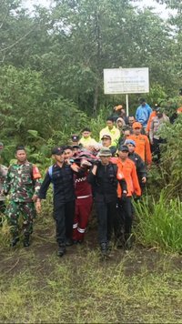 Detik-Detik Dua Pendaki Tersesat di Gunung Agung Ditemukan