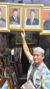 Laris Manis Bisnis Pigura Prabowo-Gibran, Harga Bisa Capai Puluhan Juta Rupiah