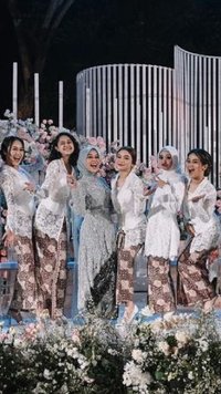 Model Bridesmaid Pernikahan Artis Indonesia, Gaun Pengiring Mahalini dan Rizky Febian Cantik Banget