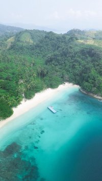 Indahnya Pesona Teluk Hantu, Surga Wisata Tersembunyi di Lampung yang Penuh Kisah Mistis