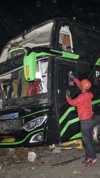 Sopir Bus Putera Fajar Tersangka, Polisi: Tidak Ditemukan Bekas Pengereman di TKP