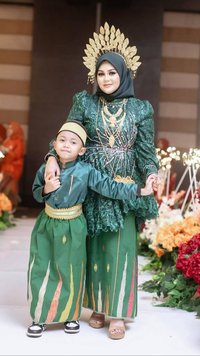 Potret Ganteng Raja Alwi, Adik Ipar Putri Isnari yang Selalu Berhasil Mencuri Perhatian