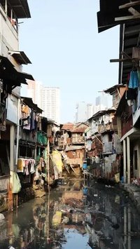 Pemprov DKI akan Beri Bansos ke Warga Pendatang dari Luar Jakarta, Apa Syaratnya?