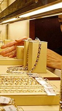 Emas Perhiasan dan Gula Pasir Jadi Biang Kerok Inflasi April 2024