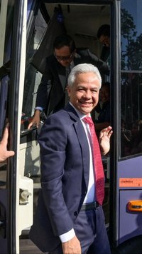 Wacana Kabinet Prabowo Diisi 40 Menteri, Ganjar Ingatkan ‘Politik Akomodasi’ Tak Langgar UU