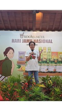 Sido Muncul Rayakan Hari Jamu Nasional 2024 Bersama 100 Pedagang Jamu di Semarang