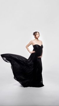 Bambang Trihatmodjo Bakal Punya Cucu Baru, Potret Maternity Shoot Kezia Toemion yang Hamil Anak Kedua