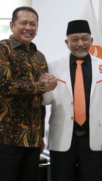 FOTO: Ahmad Syaikhu Sambut Hangat Ketua MPR Bambang Soesatyo Silaturahmi ke Markas PKS
