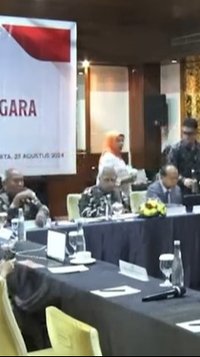 VIDEO: Pakar Senior Ikrar Nusa Bhakti "Kita Tak Ingin Indonesia Jadi Negara Kerajaan Jokowi!"