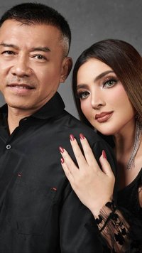 Sudah Jadi Kakek dan Nenek, Potret Anang dan Ashanty di Sesi Foto Terbaru Tampil Elegan Penuh Pesona Serba Hitam