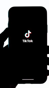 Survei: Setengah dari Generasi Z Berharap TikTok dan X Tidak Pernah Ada