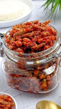 8 Resep Sambal Teri Berbagai Kreasi, Cocok Jadi Teman Makan Bersama Nasi Hangat