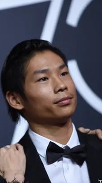 Temani Sang Ibu, Pax Putra Angelina Jolie Tampil dengan Tanda di Kening Usai Alami Kecelakaan Tragis