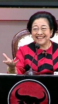 VIDEO: Tawa Megawati Sindir Sosok Ingin Rebut PDIP, "Mau Dipimpin Sama Si Itu?"