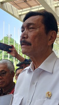 Program Makan Bergizi Gratis Terus Dikritik, Luhut "Kita Ini Kadang-Kadang Sok Tahu"