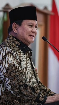 Momen Prabowo Penuh Hormat ke Menteri Senior Ini, Tidak Sungkan Ucap Maaf Baru Bisa Berkunjung