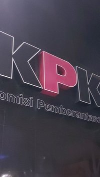 Geledah Rumah Eks Dirut BUMN, KPK Sita Tiga Vespa Matic Senilai Rp1,5 Miliar