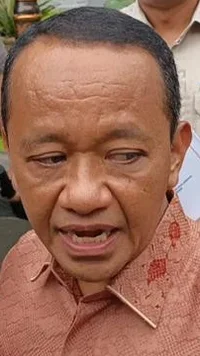 Bahlil Jelaskan Alasan Setya Novanto Hadir di Acara Peresmian Lapangan Padel