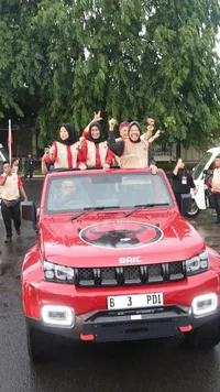 Risma Apresiasi Sopir Ambulans: Bekerja Tanpa Libur dan Tanpa Pamrih