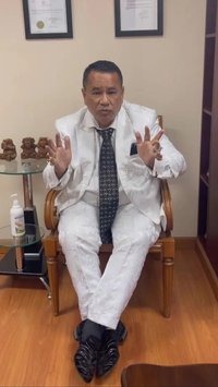 Kondisi Hotman Paris Tumbang saat Sidang Lawan Razman: Wajah Pucat sampai Kertas di Tangan Berjatuhan
