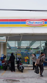Potret Gerai Indomaret Pertama Tahun 1988, Ternyata Karyawannya juga Dulu Dijadikan 