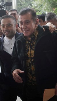 FOTO: Ketum Pemuda Pancasila Japto Soerjosoemarno Penuhi Panggilan KPK Terkait Gratifikasi Bupati Kutai Kertanegara