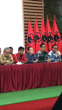 Ada Febri Diansyah, Ini Sederet Mantan Kuasa Hukum Ferdy Sambo dan SYL yang Kini Bela Hasto