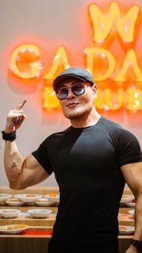 Deddy Corbuzier Kritik Masyarakat Sipil Terobos Masuk Rapat RUU TNI: Ilegal dan Langgar Hukum