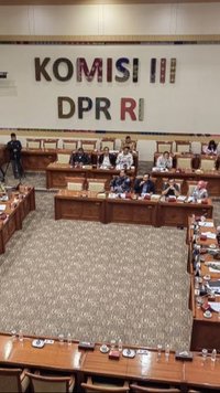 VIDEO: Rusdi Kirana Komisi III Blak-blakan Takut Buka Ponsel "Uang Saya Banyak, Bagaimana Melindunginya"