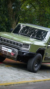 FOTO: Wajah Sangar dan Gagah Mobil Listrik Pandu Buatan PT Pindad, Sekali Cas Bisa Tembus 400 Km