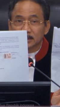 Tok! MK Tolak Syarat Capres dan Cawapres Minimal S1