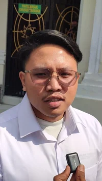 Resbob Usai Divonis 2 Tahun 6 Bulan Penjara: Saya Ikhlas, Semoga Membahagiakan Para Hakim 7 Turunan