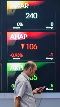 FOTO: IHSG Dibuka Melemah Usai MSCI Coret Sejumlah Saham Indonesia