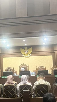 Jaksa KPK Tuntut 2 Terdakwa Kasus Korupsi Sertifikat K3 Hukuman 3 Tahun Penjara