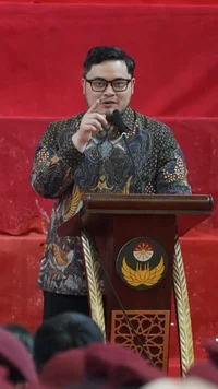 Passing Grade Terbaik se-Kediri, Mas Dhito Antarkan Siswa Boarding School Masuk Perguruan Tinggi