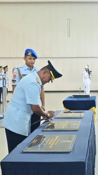 FOTO: Koopsudnas Tingkatkan Status Tiga Lanud Menjadi Tipe B