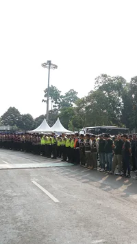 1.400 Personel Gabungan Amankan Laga Indonesia vs Oman di GBK, Suporter Dilarang Bawa Flare dan Petasan