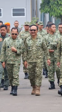 FOTO: Wakasau Tinjau Kesiapan Operasional Lanud R Suryadi Suryadarma