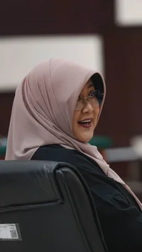 FOTO: Dokter Tifa Didakwa Terkait Tudingan Ijazah Jokowi